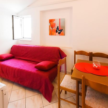 Apartments Marica Vodice Eksteriør bilde